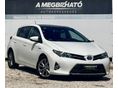 TOYOTA AURIS 1.8 HSD Lounge (Automata) 141e km. Panorámatető. Garancia