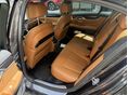 BMW 730 2018/3 - 7
