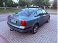 VOLKSWAGEN PASSAT V 2000 - 4