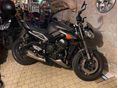 TRIUMPH STREET TRIPLE 765 RS