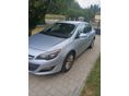 OPEL ASTRA J Sedan 1.6 Cosmo