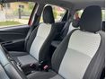 TOYOTA YARIS 2018/3 - 5