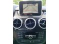 MERCEDES-BENZ B 180 2014/6 - 13