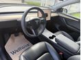 TESLA MODEL Y 2022/9 - 8