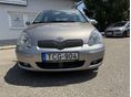 TOYOTA YARIS 2005/12 - 3