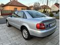 AUDI A4 2000/5 - 4