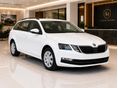SKODA OCTAVIA Combi 1.6 CR TDI Style DSG nagy navi.zene. sok extra. vegig szkonyv