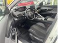 PEUGEOT 3008 2019/10 - 3