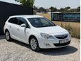 OPEL ASTRA J Sports Tourer 1.7 CDTI Sport KLÍMA. FÉLBŐR ÜLÉSEK. 6 SEBESSÉGES VÁLTÓ. SZERVIZKÖNYV. 2 KULCS