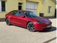 TESLA MODEL 3 Long Range AWD (Automata) ULTRA RED SZÍN !!! 25e km !!! TELJES GARANCIA: 2028.01.25-IG!!! HIGHLAND !!!