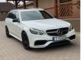MERCEDES-AMG E 63 T 4MATIC V8 Biturbo AZONNAL ELVIHETŐ