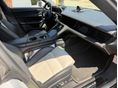 PORSCHE TAYCAN 2022/6 - 10