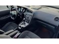 PEUGEOT 5008 2013/10 - 9