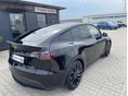 TESLA MODEL Y 2023/2 - 4