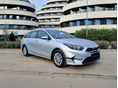 KIA CEE'D Ceed SW 1.5 T-GDI Silver AZONNAL ELVIHETŐ - GYÁRI GARANCIA - ÁFÁ-s - TARTÓS BÉRLETRE IS