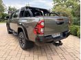 TOYOTA HILUX 2021 - 4