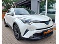 TOYOTA C-HR 1.8 Hybrid Executive LED Premium pack Leather e-CVT VEZETETT SZERVÍZKÖNYV. KEY-LESS. KAMERA. HOLTÉRFIGYELŐ. SÁVTARTÓ.ÜLÉSFŰTÉS!
