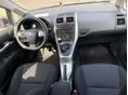 TOYOTA AURIS 2011 - 4