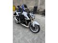 SUZUKI GSR 750 