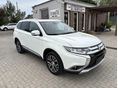 MITSUBISHI OUTLANDER 2.2 DI-D Instyle Navi 4WD (Automata) GARANTÁLT KM.GYÁRI FÉNYEZÉS.NAVI.7 SZEMÉLYES