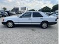 MERCEDES-BENZ 200 1989/8 - 8
