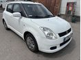 SUZUKI SWIFT 1.3 GLX AC