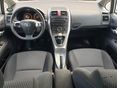 TOYOTA AURIS 2010/4 - 9
