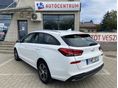 HYUNDAI I30 2021/8 - 5