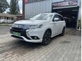 MITSUBISHI OUTLANDER 2.0 PHEV Instyle Navi 4WD CVT EU6