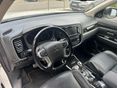 MITSUBISHI OUTLANDER 2015/12 - 3