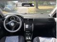 VOLKSWAGEN BORA 2002/5 - 11
