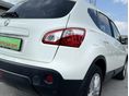 NISSAN QASHQAI 1.6 Visia RED