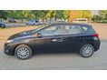 TOYOTA AURIS 2014/12 - 3