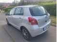 TOYOTA YARIS 2010/2 - 7
