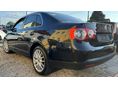 VOLKSWAGEN JETTA 2010/8 - 5
