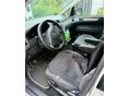 TOYOTA AVENSIS VERSO 2004/3 - 6