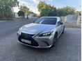 LEXUS ES 300h Luxury CVT Mark Levinson Matrix LED Nagy Navi Apple CarPlay 360 kamera