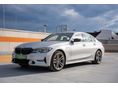 BMW 330 2019/9 - 2