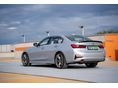 BMW 330 2019/9 - 4
