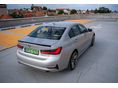 BMW 330 2019/9 - 6