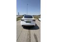 TESLA MODEL Y 2022/2 - 3