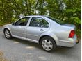 VOLKSWAGEN BORA 2001/9 - 3