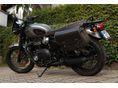 TRIUMPH BONNEVILLE BLACK 2017/6 - 9