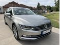 VOLKSWAGEN PASSAT VIII Variant 2.0 TDI BMT SCR Highline DSG7 // Bi-Xenon // Tolató Kamera // ÉRDEMES MEGNÉZNI //