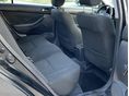 TOYOTA AVENSIS 2005/5 - 8