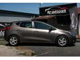 KIA CEE'D 2015/5 - 3