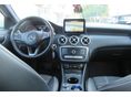 MERCEDES-BENZ A 180 2016/9 - 8