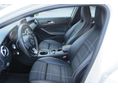 MERCEDES-BENZ A 180 2016/9 - 10