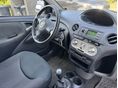 TOYOTA YARIS 2004/10 - 16
