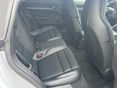 PORSCHE TAYCAN 2024/11 - 10
